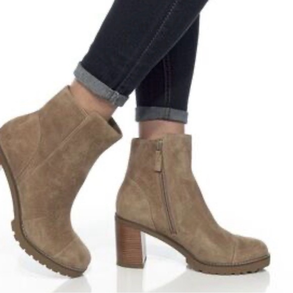 Cole Haan Shoes - Cole Haan Foster Lug Sole Tan Suede Ankle Bootie | Size 7